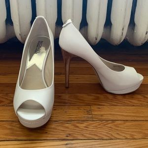 Michael Kors white leather peep toe heels